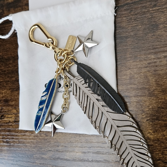 Coach Keychain - ORIGINAL - Picture 3 of 4